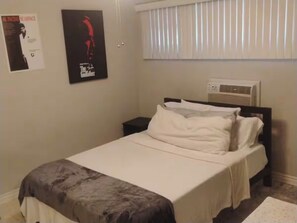 2 bedrooms, WiFi, bed sheets