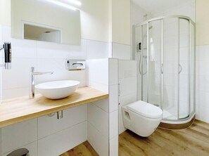 Bathroom - Comfort Hotel Leipzig West (Schkeuditz)