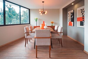 Family Apartment, 3 Bedrooms, Balcony, City View | Dining - Polanco Family Terrace By The Local Way (Mexico City)