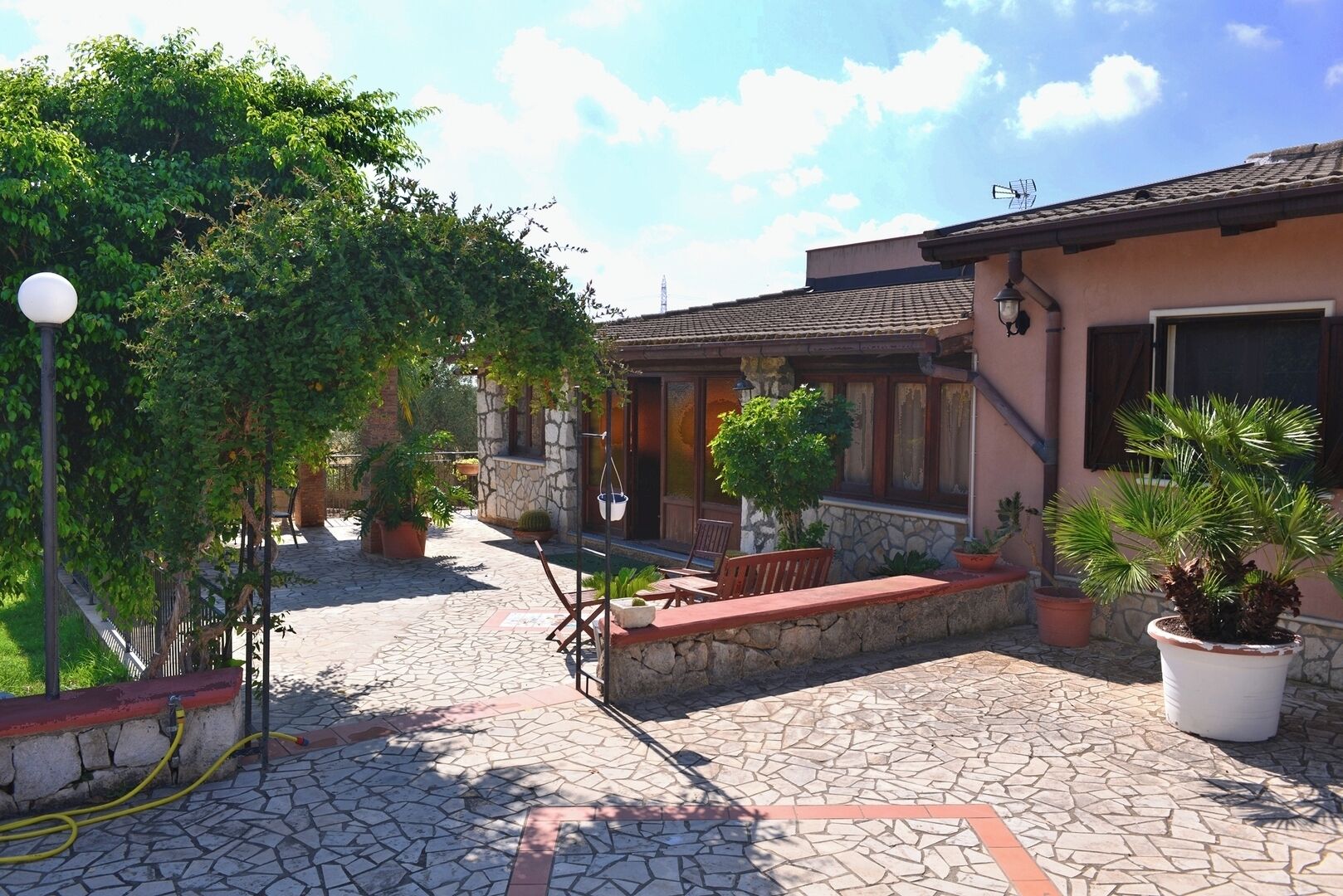 Terrace/patio