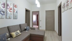 TV - Villa Lucente, with private pool near Syracuse (Floridia)