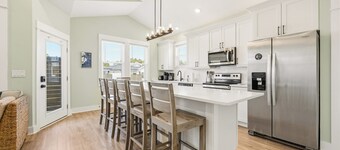 Wickie's Hideaway: New Rental, Flexible Stays All Year, Dog-friendly