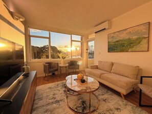 TV - KozyGuru | Kurraba Point | Waterfront Appeal Bliss (Kurraba Point)
