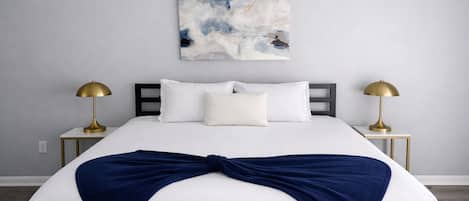 Iron/ironing board, WiFi, bed sheets