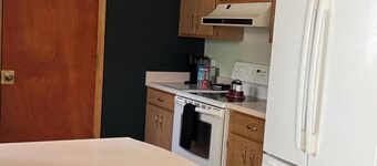 3-bedroom house in amazing Mountain Home with AC comfort