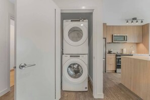 Interior - Urban Penthouse | Pool Table | Gym | Walk to Rogers (Edmonton)