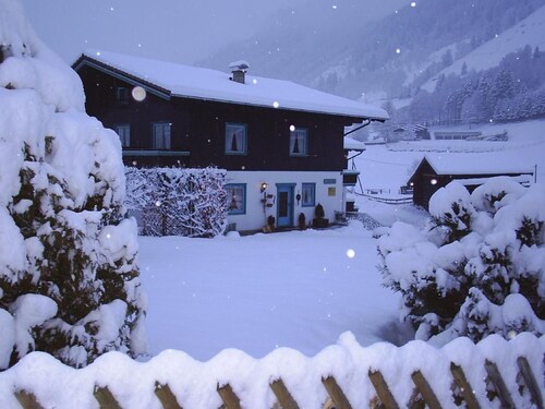 in Rauris mit Terrasse, Grill und Garten by Interhome