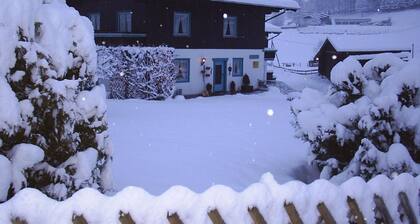 in Rauris mit Terrasse, Grill und Garten by Interhome