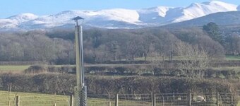 Hot Tub Getaway, Snowdon Views, Peaceful Stay