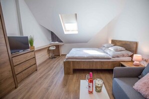 1 bedroom, WiFi - Studio directly on the beach with air conditioning (Fonyód)