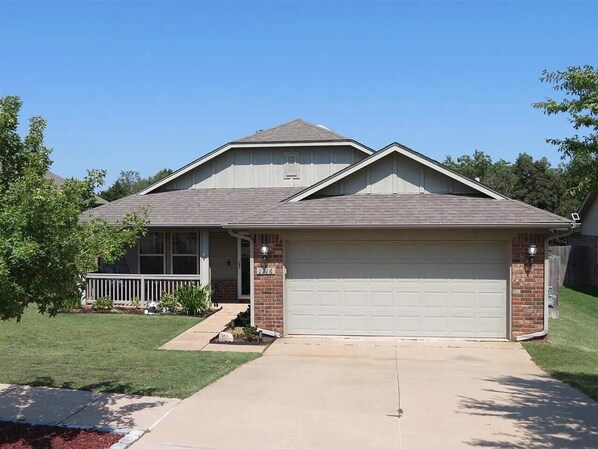 Exterior - Peaceful 3-bedroom house in charming Stillwater for your getaway (Stillwater)