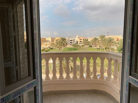 Property grounds. luxury apartment in New Cairo
