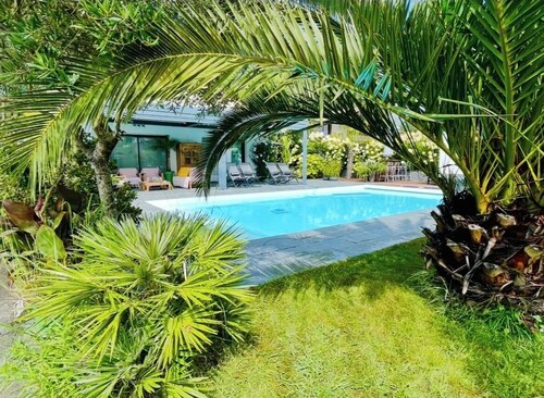 Large air-conditioned family home with private, heated, secure swimming pool