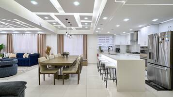 Nhà | 4 phòng ngủ