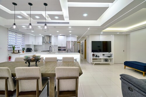 San Angel View Downtownsd BBQ Close-to-mall