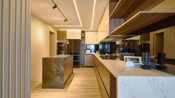 House, Smoking | 3 bedrooms