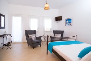 Room - Santorini Caldera view Romantic Suite (Santorini)