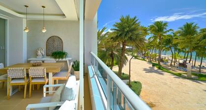 Marbella LUX Sunsets Beachfront Pool Families