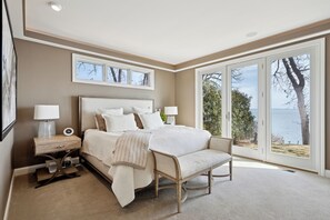 6 chambres, fer et planche à repasser, Wi-Fi, draps fournis