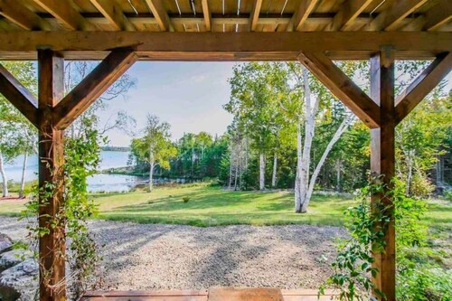 Redbird Lake House on Bras d'Or