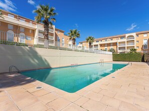 Pool - Santa Barbara by Interhome (Cavalaire)