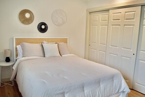 2 bedrooms, Internet, bed sheets