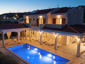 Pool - Vacation home Olivia by Interhome (Šestanovac)