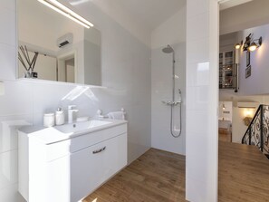 Towels - Vacation home Olivia by Interhome (Šestanovac)