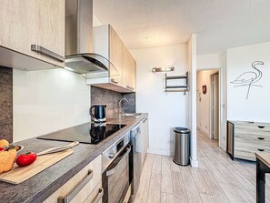 Fridge, microwave, oven, dishwasher - Les Grenadines by Interhome (La Grande Motte)