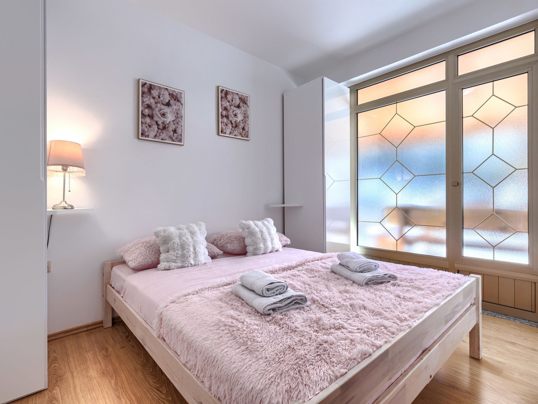 3 bedrooms, Internet