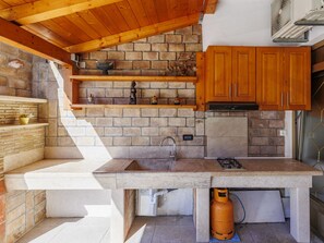 Fridge, microwave, dishwasher, cookware/dishes/utensils - Milanković by Interhome (Vrsar)