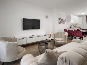 TV - Mediterranee Oliva by Interhome (Poreč/Funtana)