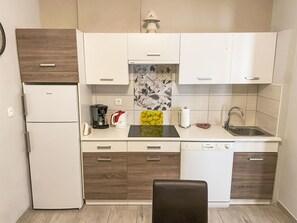 Kitchen / Dining Room - Partial sea & city view by Interhome (Rabac)