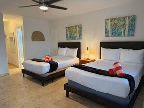 Desk, iron/ironing board, travel cot, WiFi - Comfortable Studio • 5-Min Walk to Beach #18 (Pompano Beach)