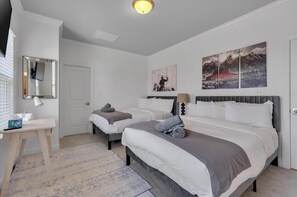 Room - Durham Oasis - Movie & Game Room + Cozy Living (Durham)