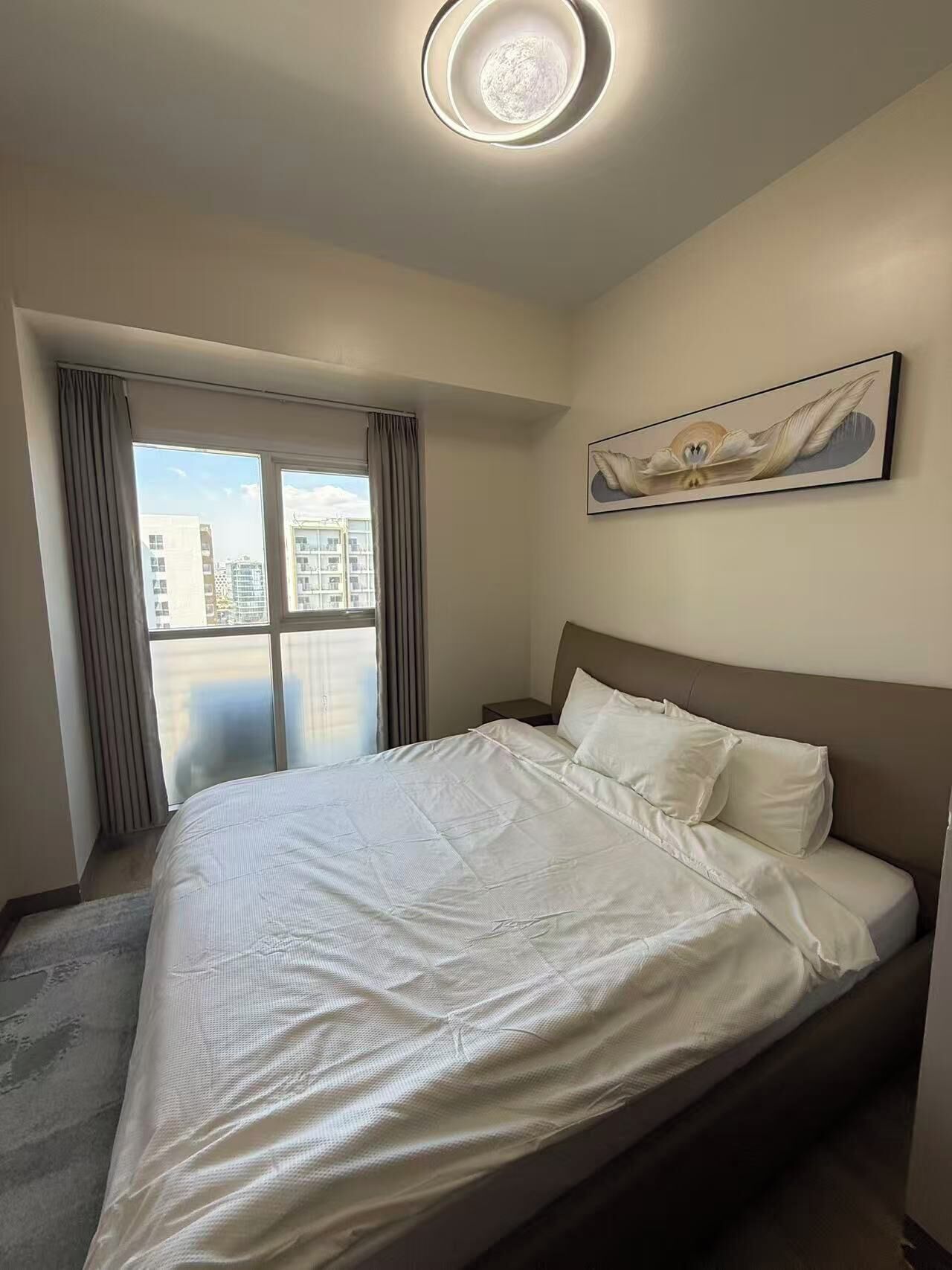 Luxury Apartment, Non Smoking, Bay View | Desk, iron/ironing board, WiFi (free), individually furnished
