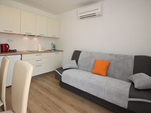 Living area - Apartments Ivo by Interhome (Polje)