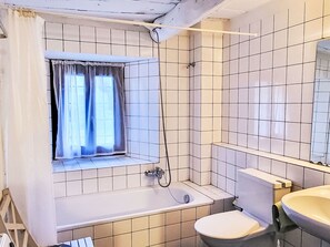 Towels - Casa Sambuco by Interhome (Aurigeno)