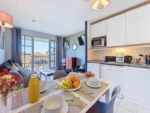 Interior - Le Saint Hilaire by Interhome (Talmont Saint Hilaire)