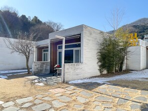 Suite, uitzicht op bergen | Exterieur