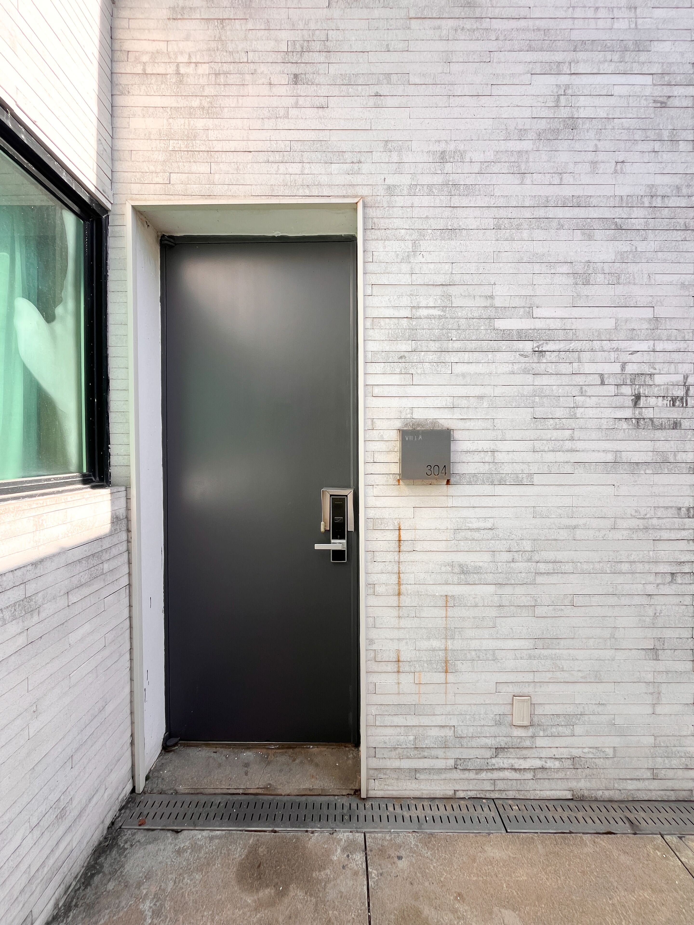 Pet Premier Suite A | Exterior detail