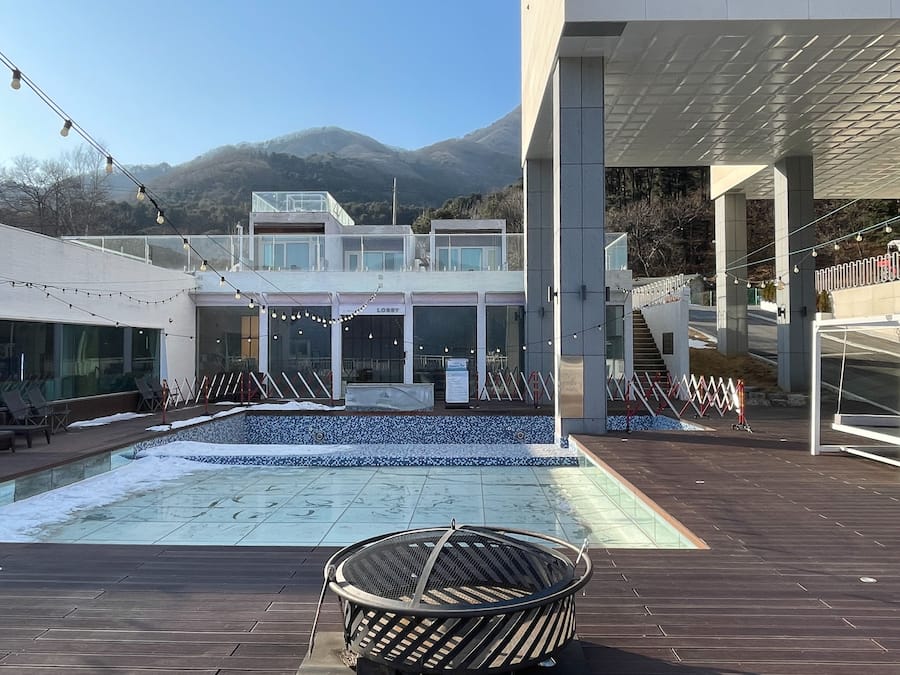Pool
