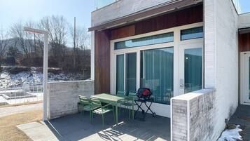 Phòng 4, ban công, quang cảnh núi | Khu ẩm thực ngoài trời