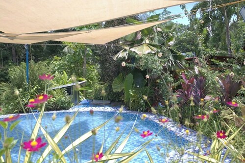 1-Bedroom House in Abu Baylao, Mambajao, Camiguin with Starlink WiFi & Cold AC.