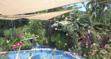 1-Bedroom House in Abu Baylao, Mambajao, Camiguin with Starlink WiFi & Cold AC.