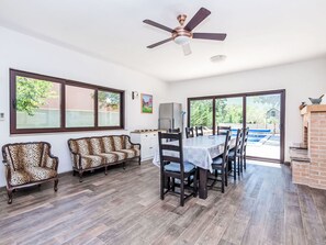 Dining - Vacation home Lino by Interhome (Dugopolje)