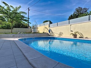 Pool Outdoor - Vacation home Ivanka by Interhome (Zadar)