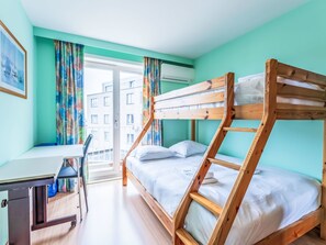 2 chambres, bureau, accès Internet