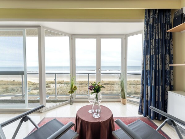 Interior - Mitsou with seaview by Interhome (Westende-Bad)