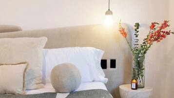 5 habitaciones, tabla de planchar con plancha, wifi y ropa de cama